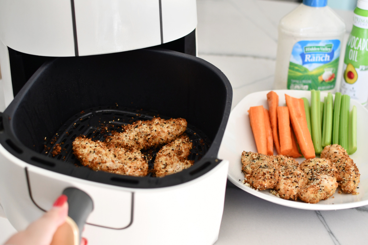 everything bagel chicken tenders in beautiful brand air fryer
