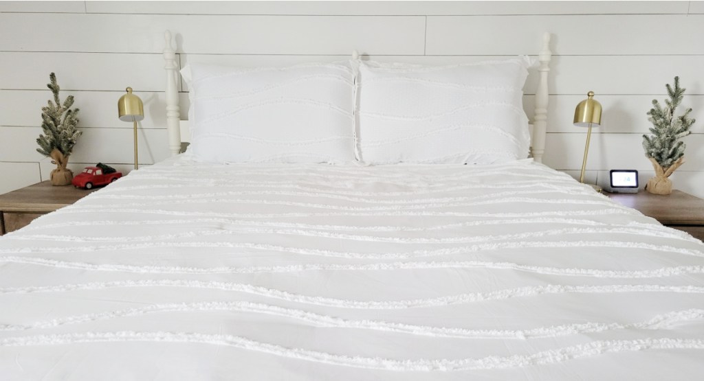 white comforter set