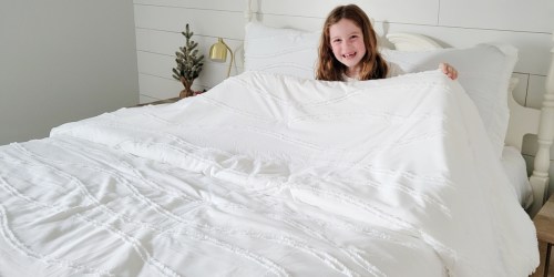 Queen-Size Comforter Set Just $33.59 Shipped on Amazon