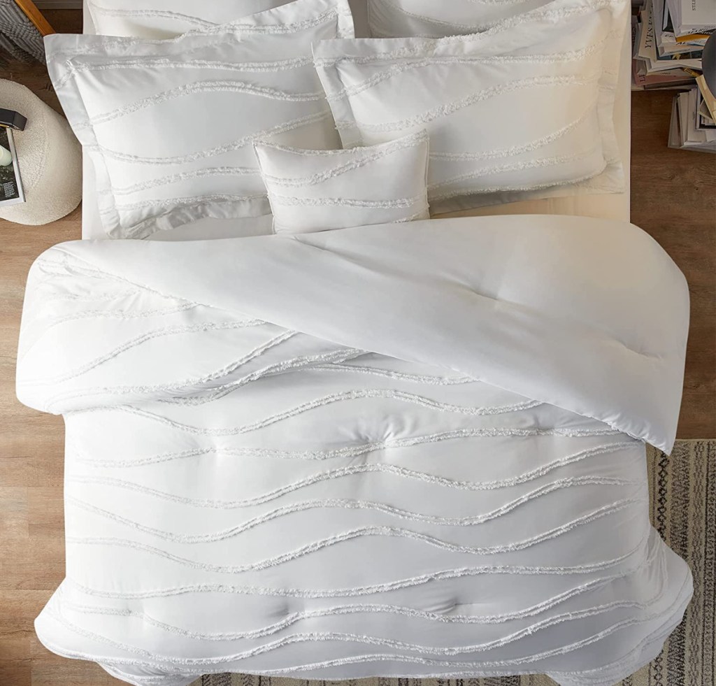 white comforter set