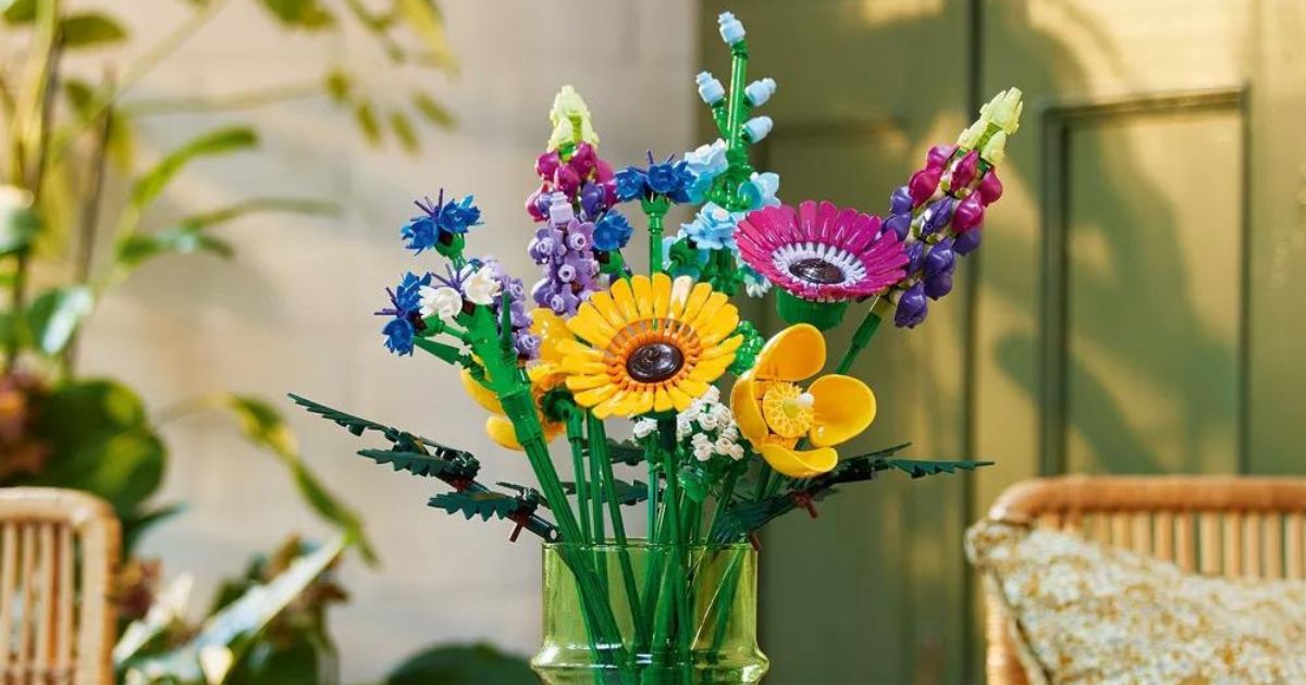 Lego flowers in vase