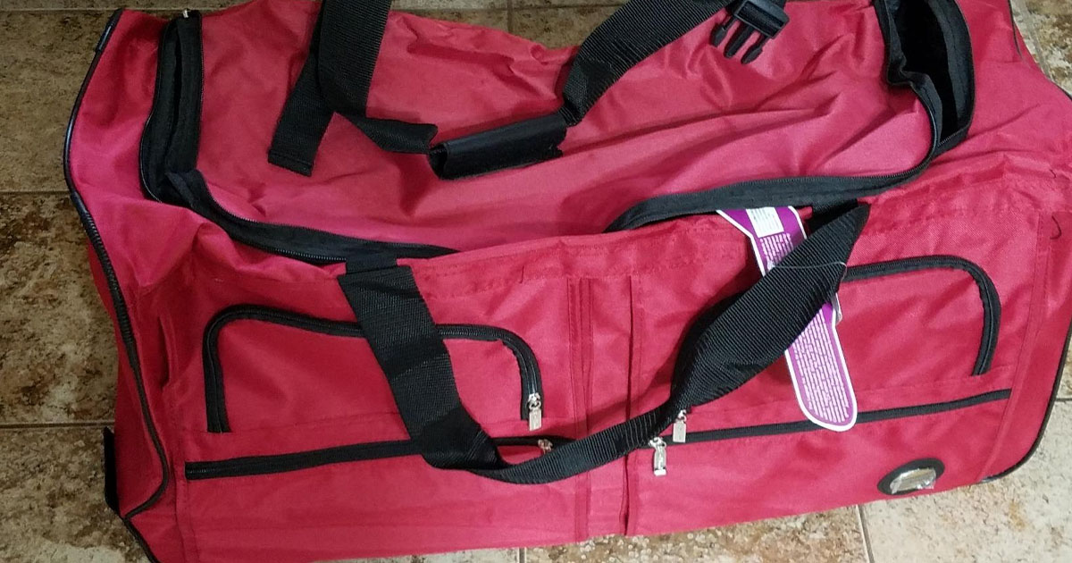 Up to 80 Off Rockland Luggage & Bags on Amazon Rolling 40" Duffel