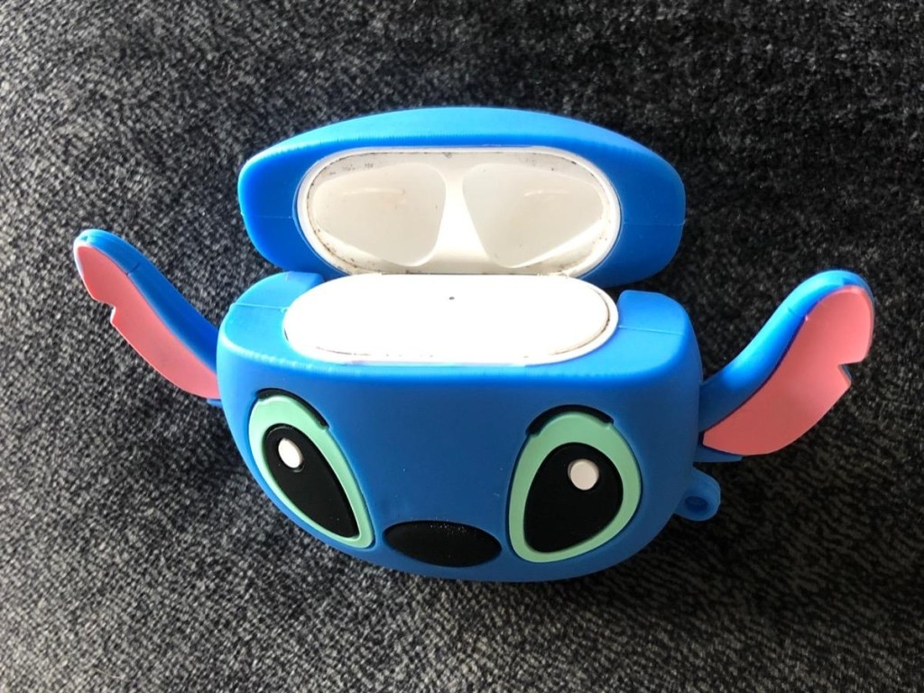 open AirPods case inspired by Stitch