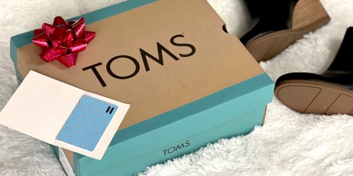 Enter Our Christmas Giveaway to Win a $100 TOMS Gift Card | 20 Winners!