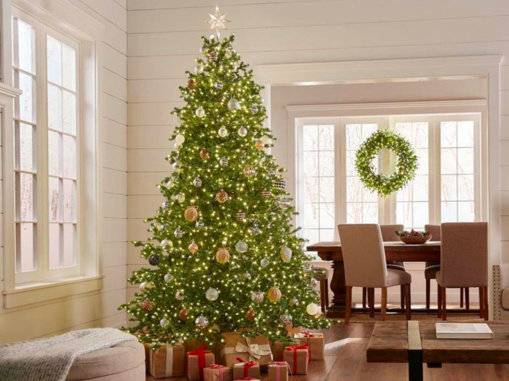 This Home Depot Christmas Tree Went Viral It s Easy To See Why This home depot christmas tree went viral it s easy to see why