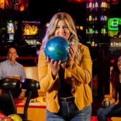 Military Members Bowl FREE at Any Kings Dining & Entertainment Location