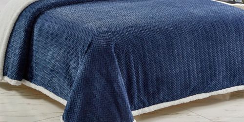 Reversible Sherpa Throw Blankets Just $29.99 on Zulily (Regularly $70)