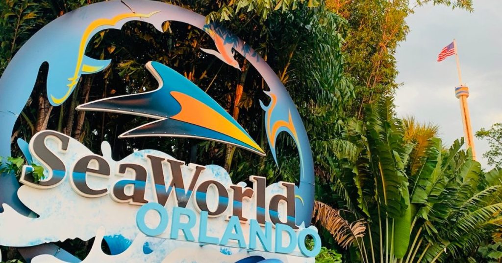 SeaWorld Orlando sign