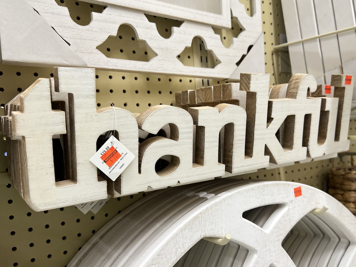 wooden thankful wall sign