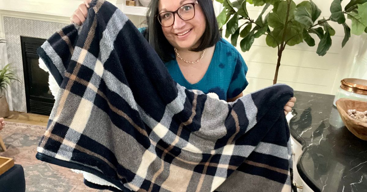Cuddl Duds Sherpa Throw From $11.89 on Kohls.com (Regularly $50) | Great Gift Idea!
