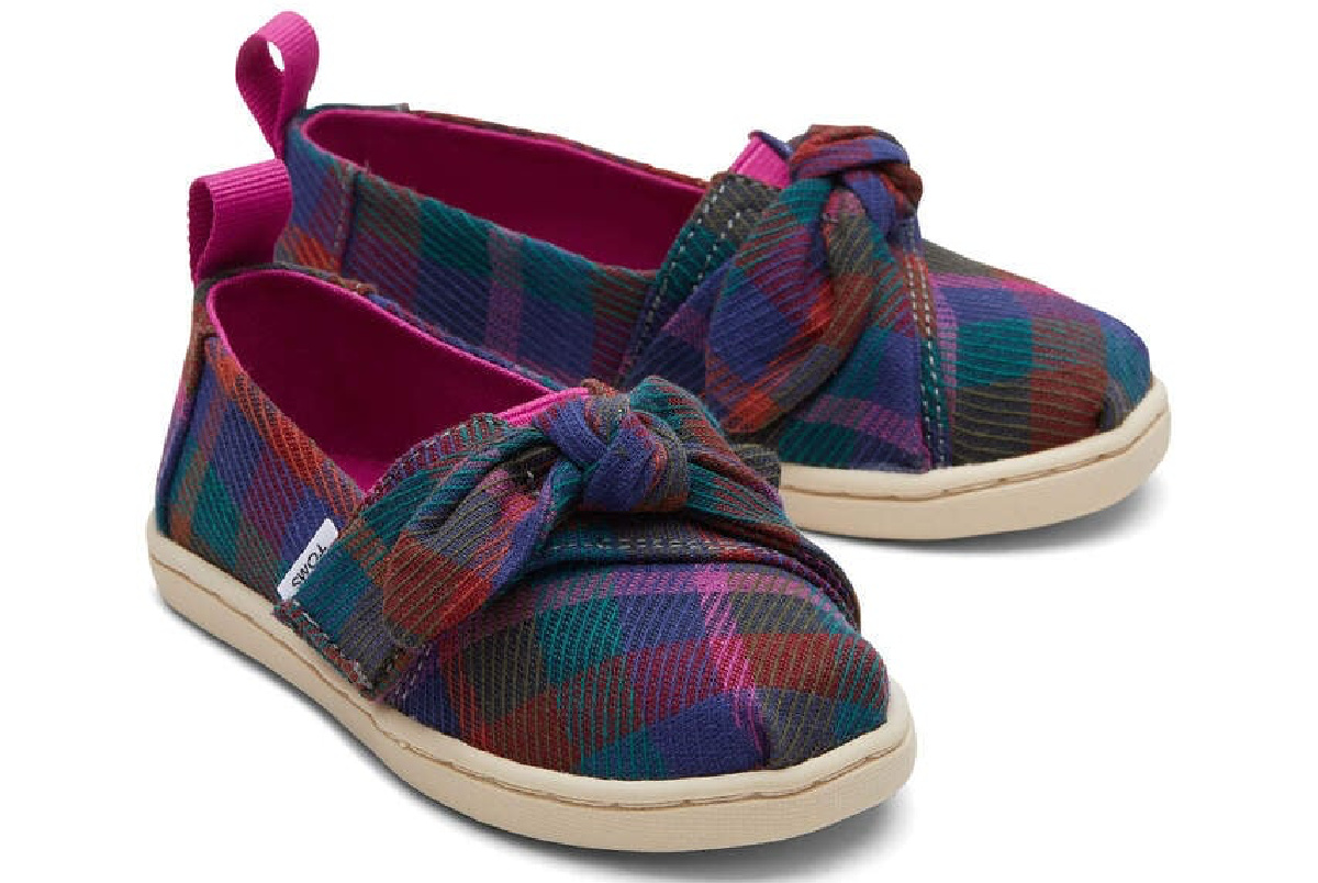 70% Off TOMS Clearance Shoes for The Family | Prices as Low as $8.47