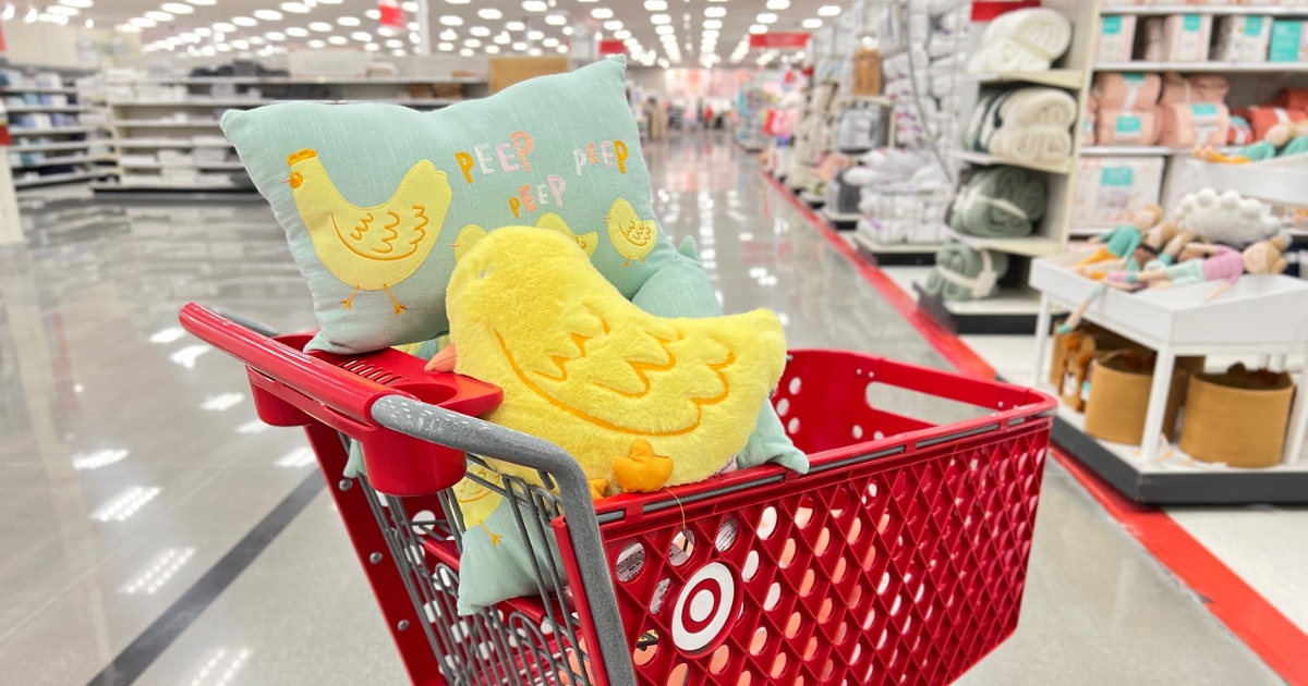 Up to 50 off Threshold & Pillowfort Throws AND Shams at Target