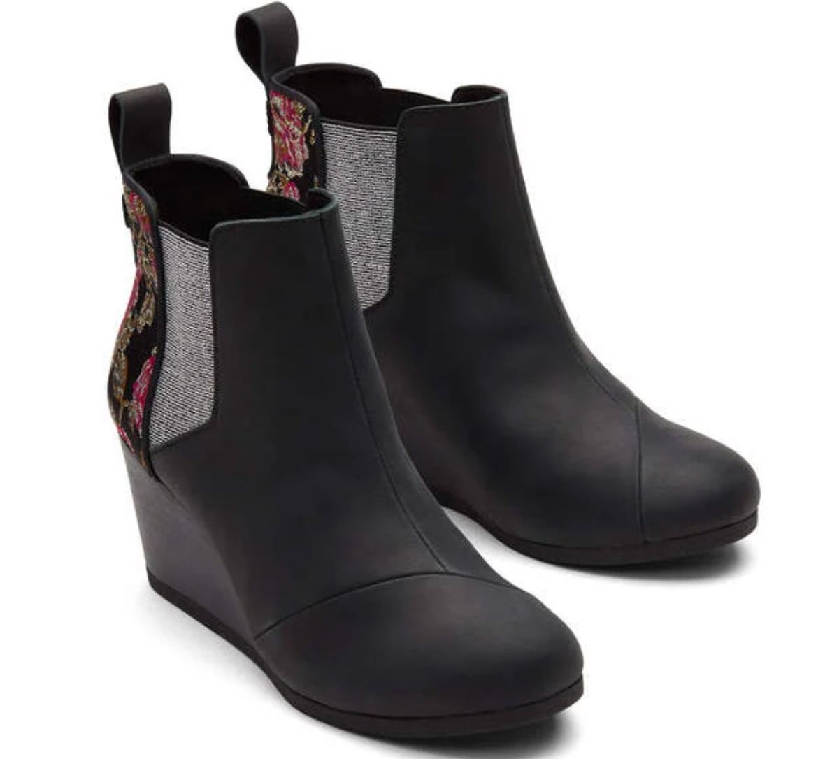 Toms Womens’ Kayley Boot in black metallic stock image