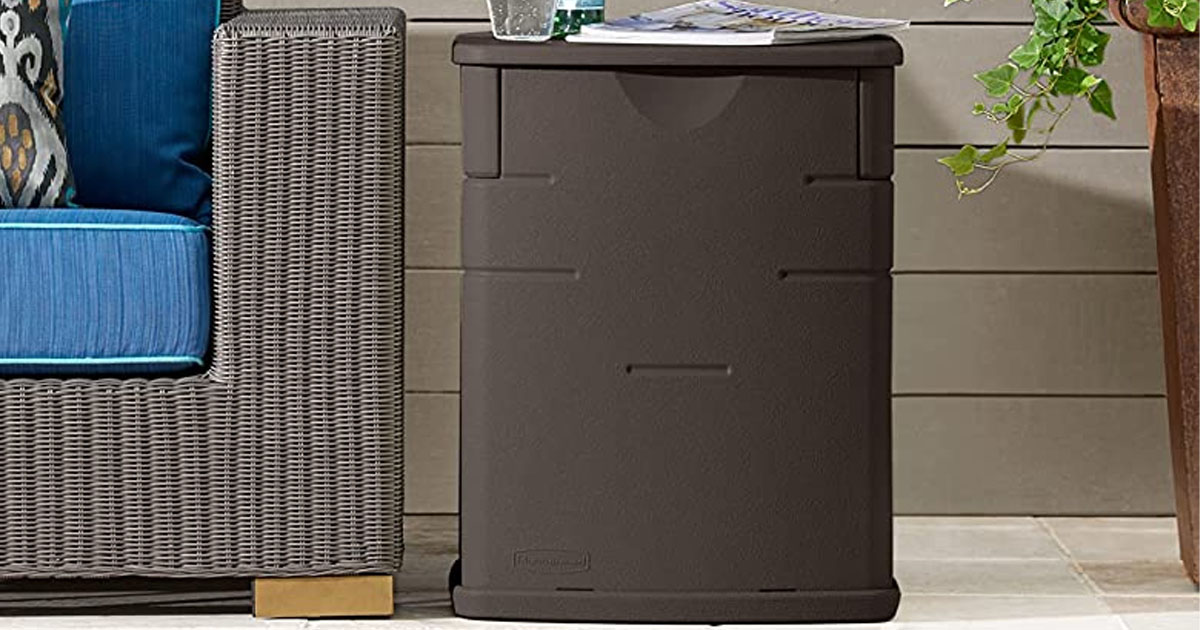 Rubbermaid 19Gallon Deck Box Just 30.99 Shipped on Amazon (Regularly