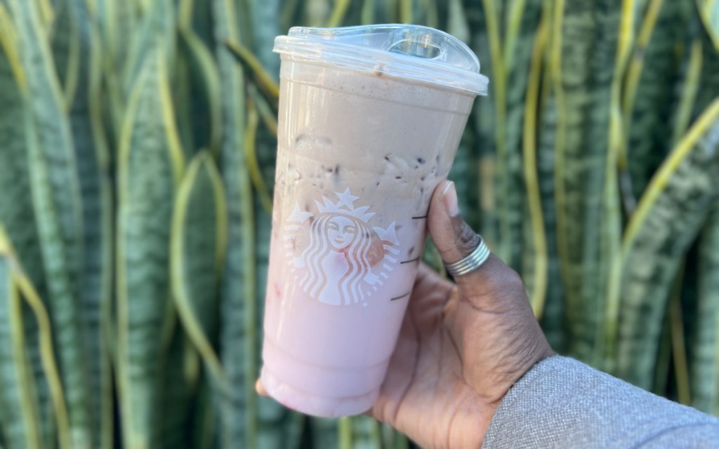 starbucks pink drink with chocolate cold foam