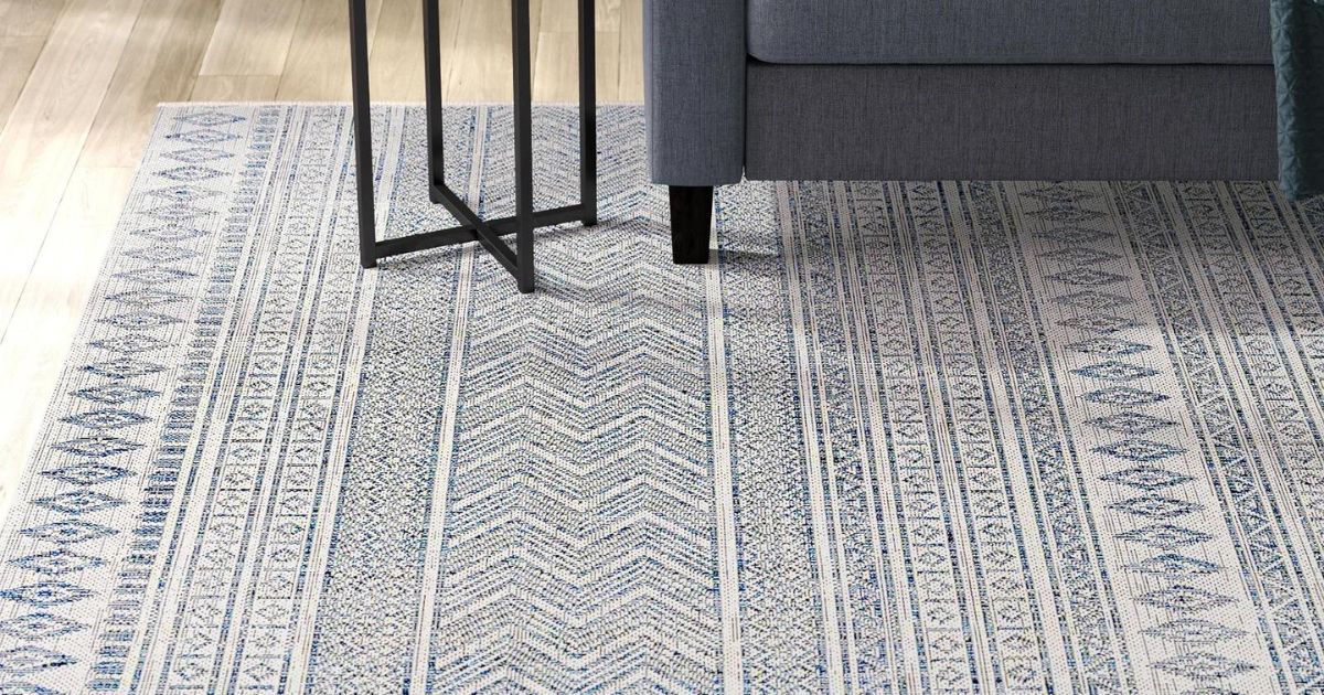 gray denim zigzag patterned rug on living room floor