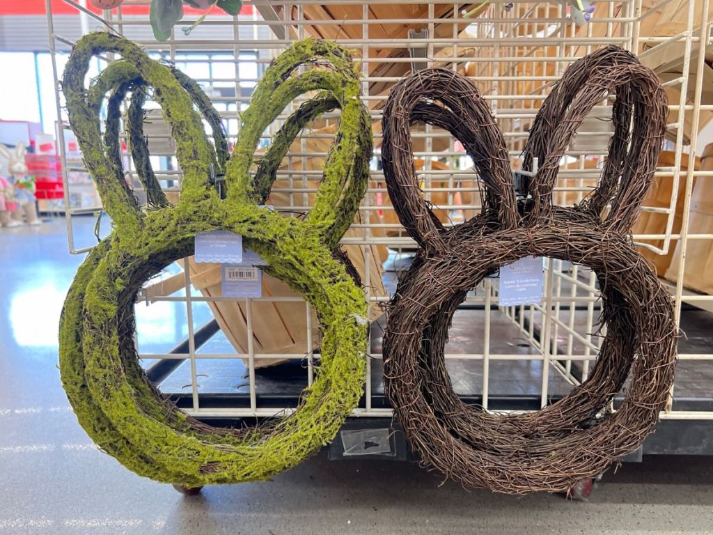 Ashland Bunny Head Wreaths