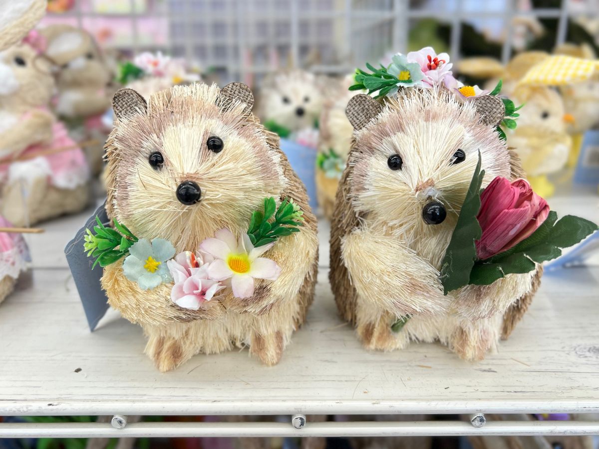 Spring offers Easter Floral Hedgehog Bundle :