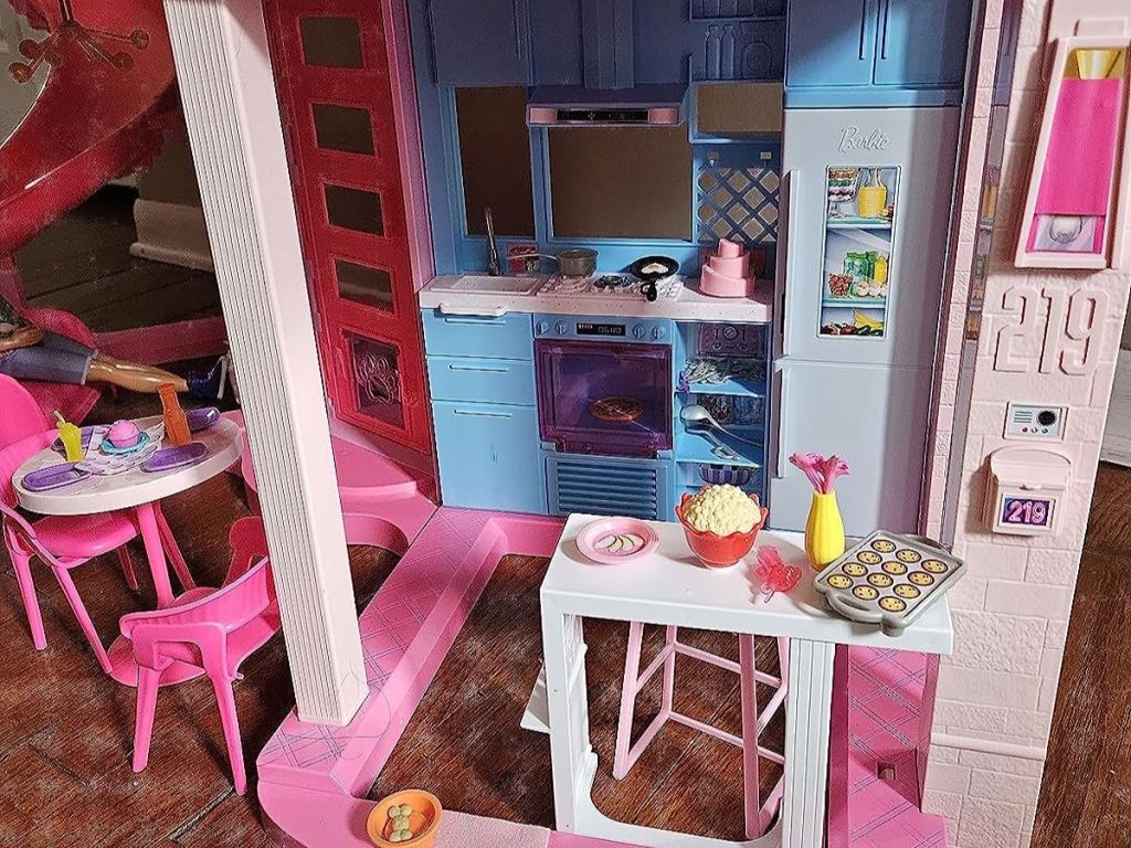 A room in the Barbie Dreamhouse 2023