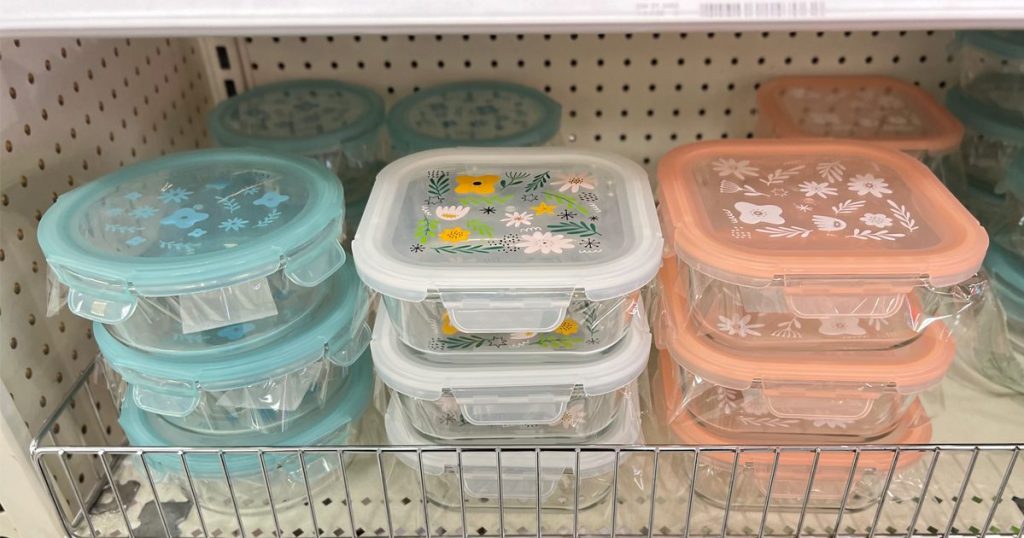 bullseye's playground spring storage containers