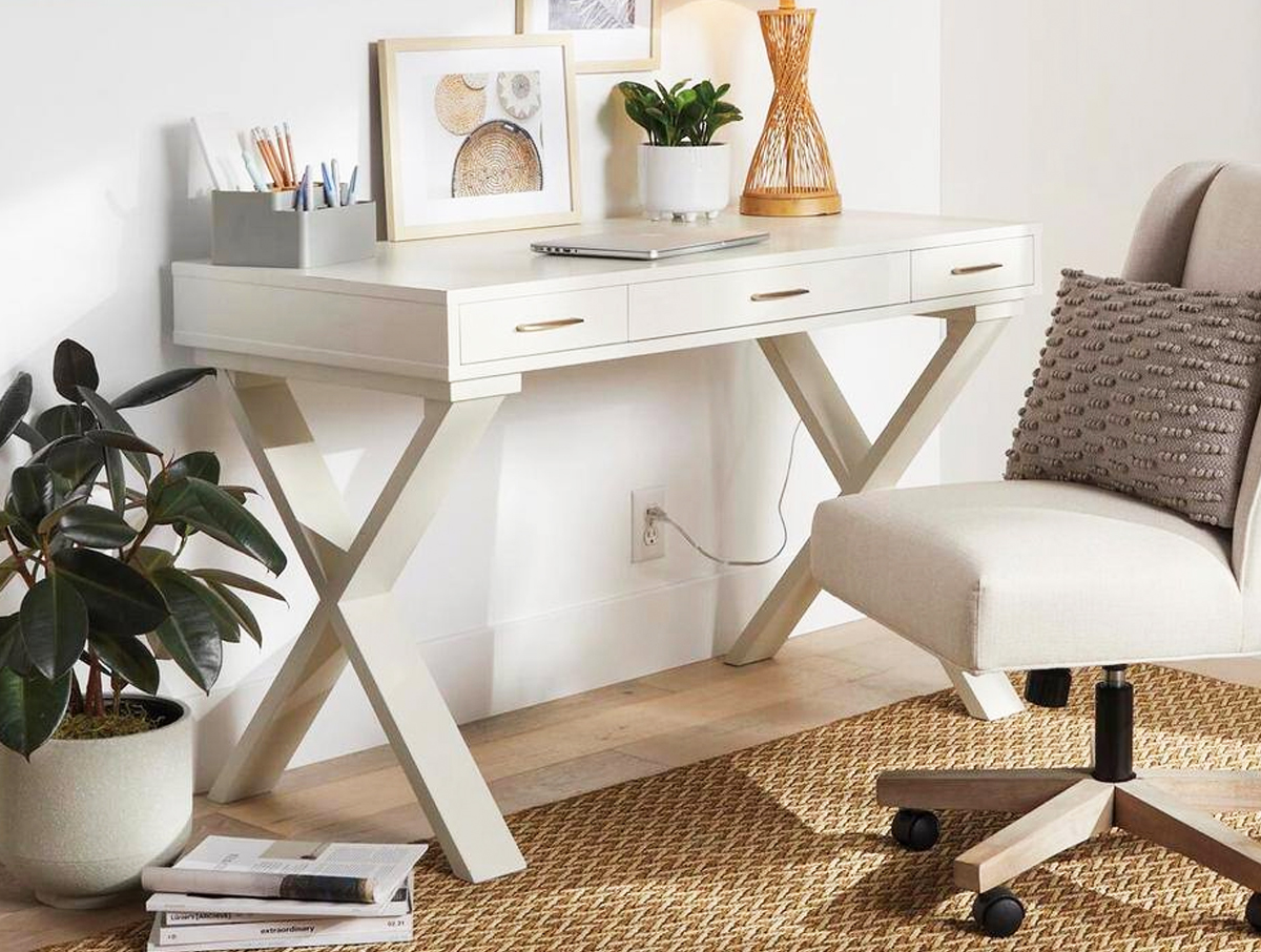 white writing desk with white chair