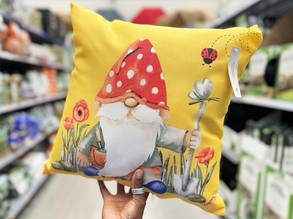 Walmart Outdoor Pillows Only $5 (Online & In-Store)