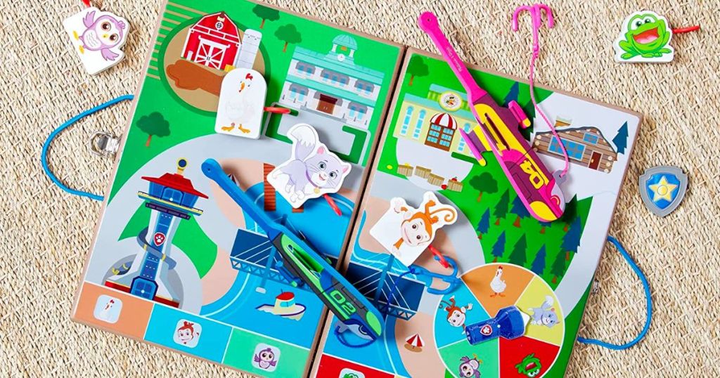 Melissa Doug paw patrol 2 travel game board and accessories