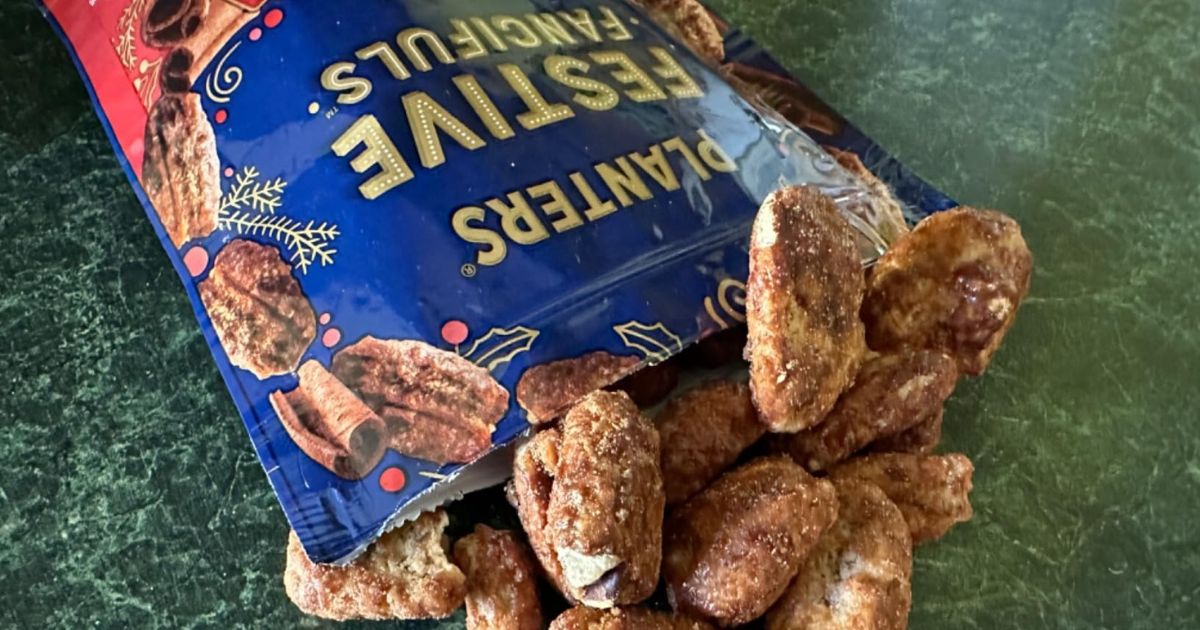 This NoBake Eclair Cake is the Ultimate Party Dessert!