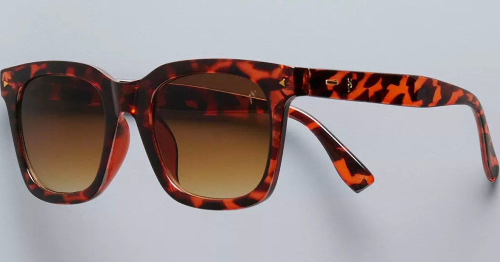 womens vera wang animal print sunglasses stock image