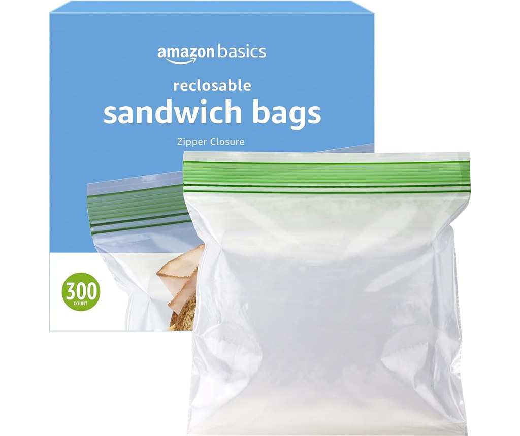 sandwich bag in front of blue box of sandwich bags