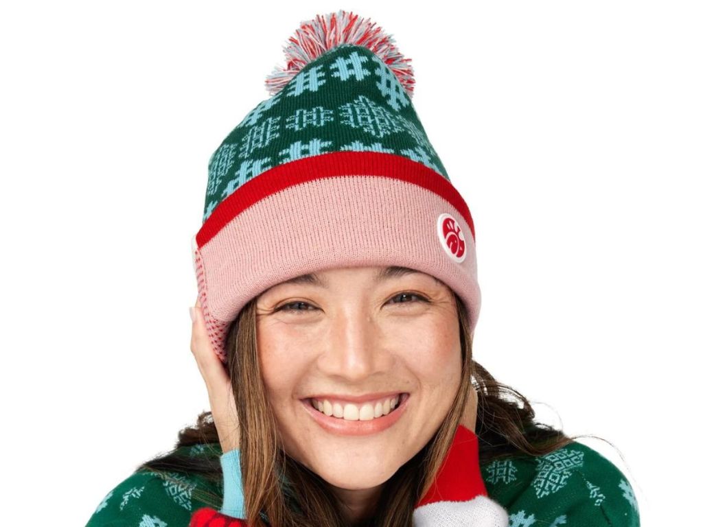 I love all the holiday merch and so happy to see the new Chick-fil
