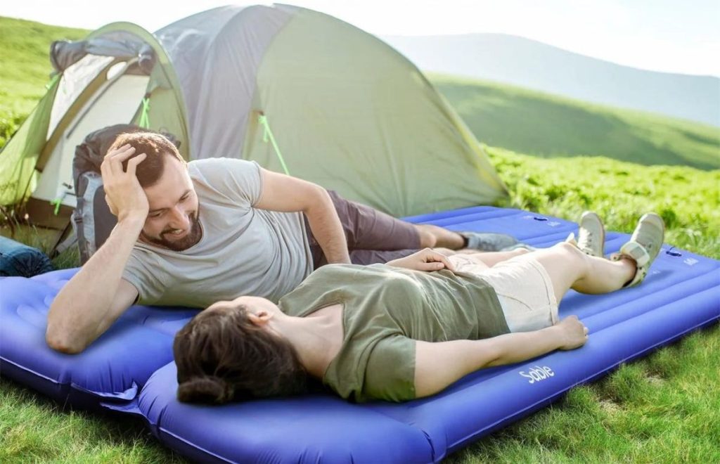 couple laying on an Evajoy Double Air Mattress