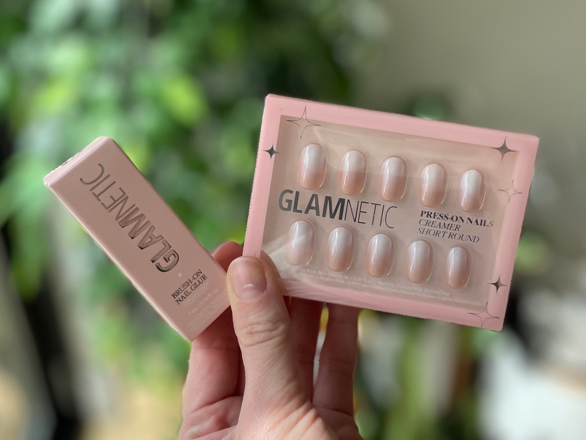 glamnetic press on nail set and glue