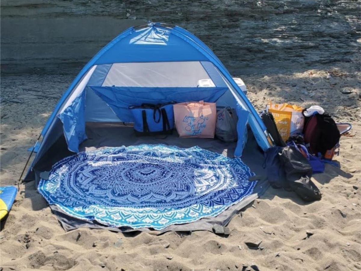 Pop Up Beach Tent from $39.99 Shipped on Amazon | Over 5,000 5-Star Reviews