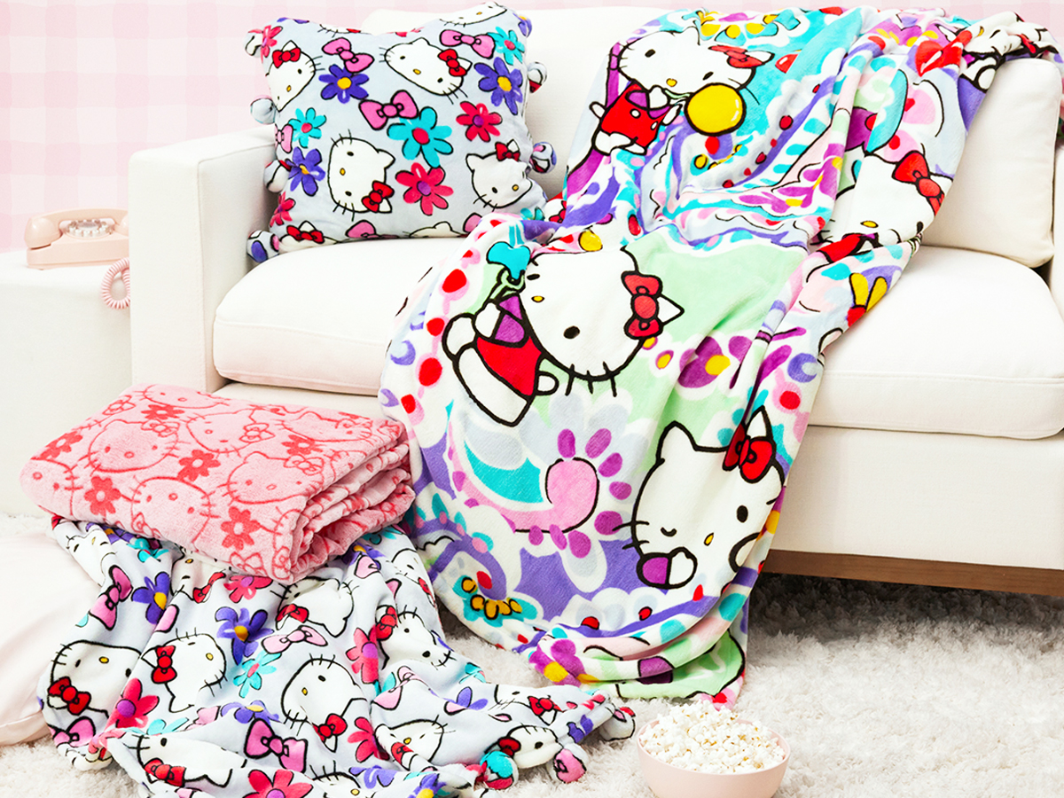 Hello Kitty x Vera Bradley Collection Now Available