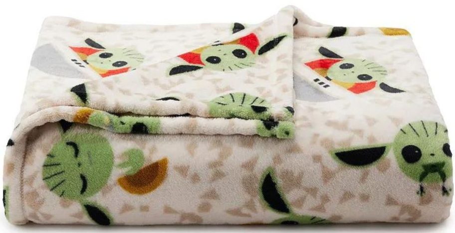 Kohls-Throw-Blankets-5-e1723463765399 رميات من 2.54 دولارًا أمريكيًا على Kohls.com (15 دولارًا أمريكيًا) | حرب النجوم، كوكوملون، سبايدرمان والمزيد