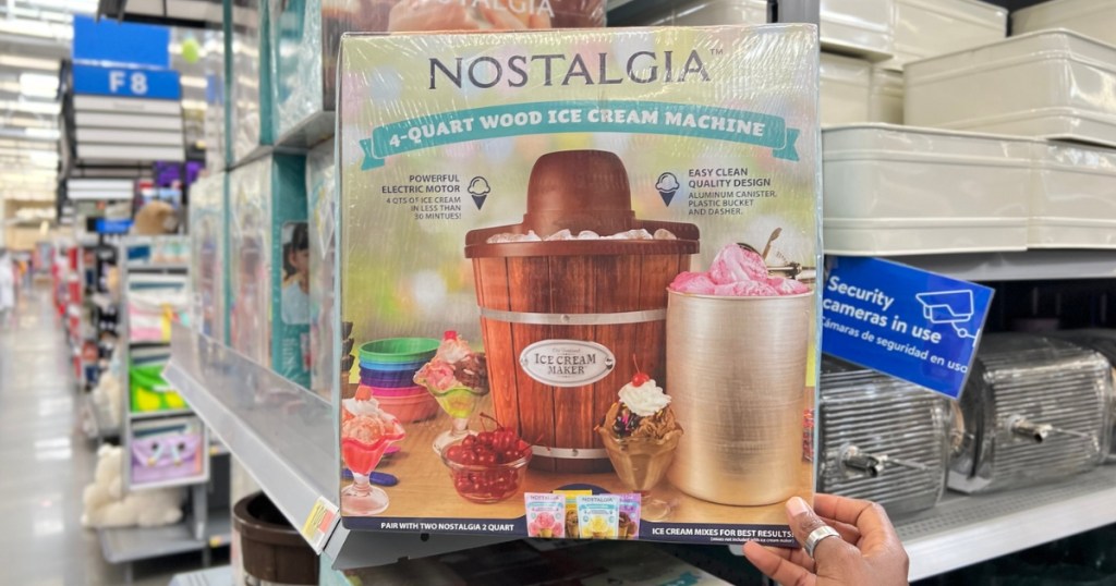 real wood 4-Quart Nostalgia Ice Cream Maker
