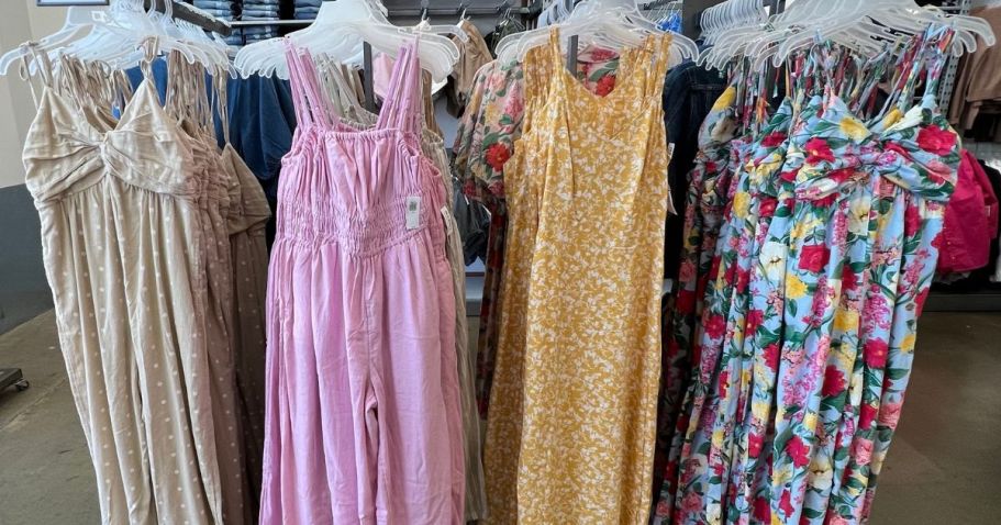 Old Navy Dresses UNDER $8 (Reg. $20) | Popular Sizes Are Going Quickly!