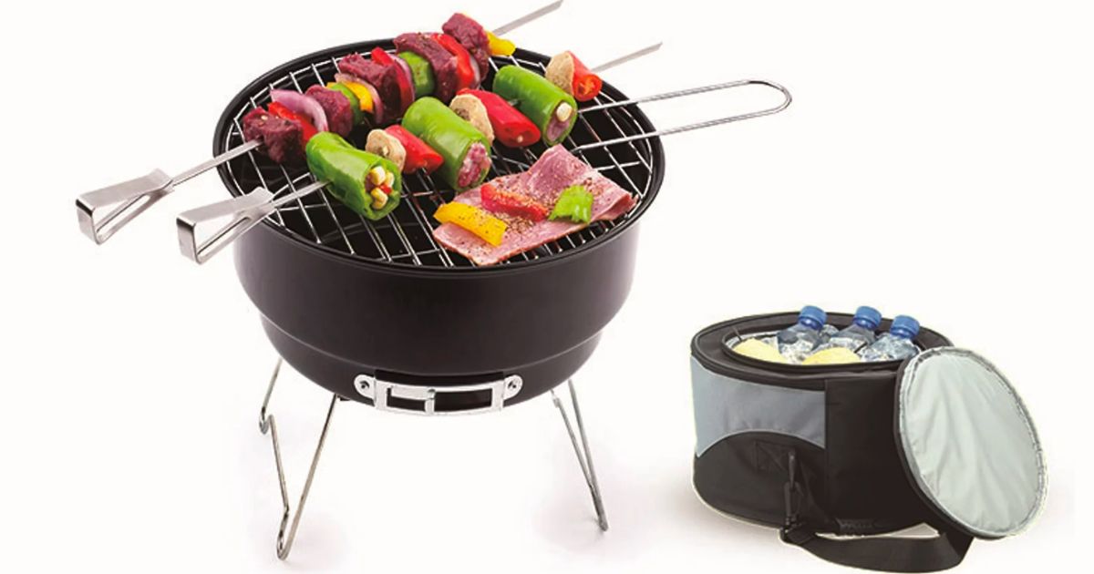 Ozark-Trail-1022-Portable-Charcoal-Grill-w-Cooler-Bag-1-1 شواية الفحم المحمولة للتخييم مقاس 10 بوصات من Ozark Trail + حقيبة تبريد مقابل 9.97 دولارًا فقط على موقع Walmart.com