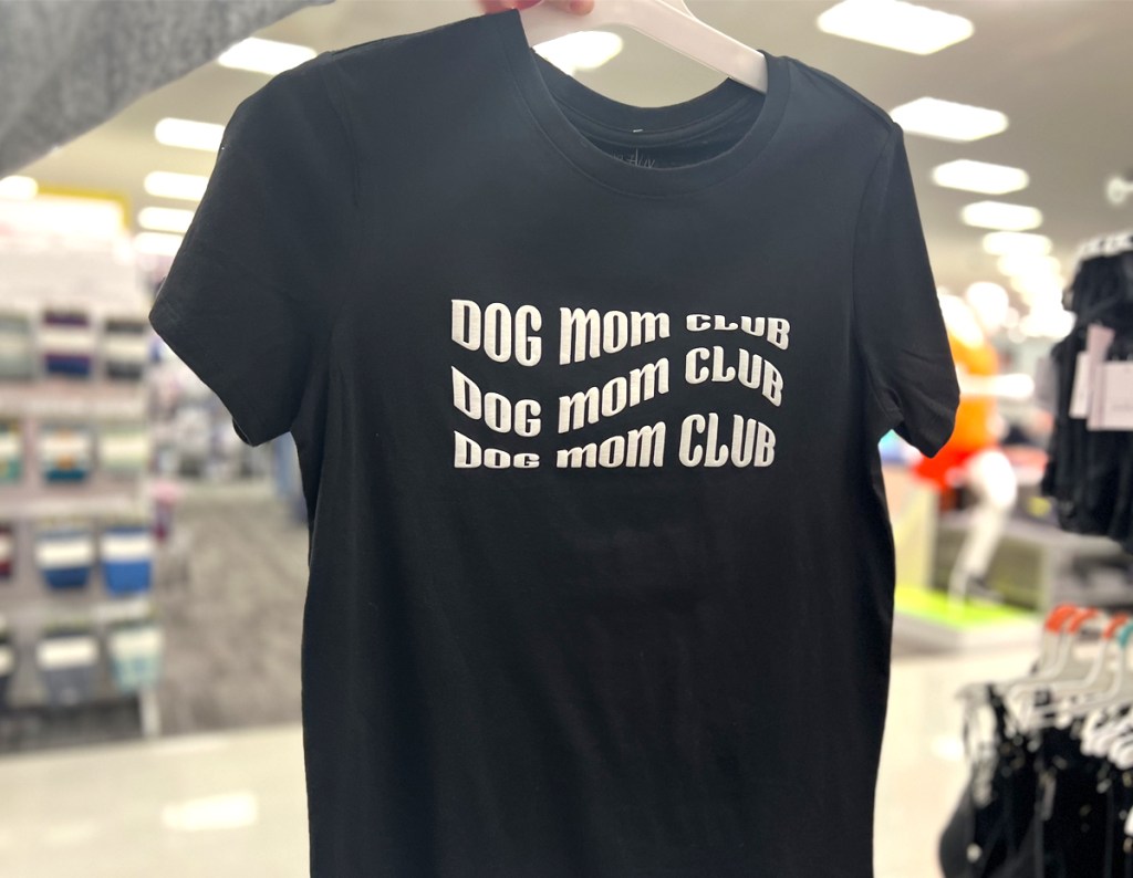 Women's Dog Mom Club Short Sleeve Graphic T-Shirt