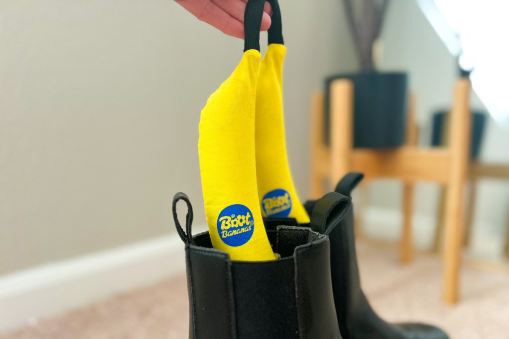 boot bananas going into black boots