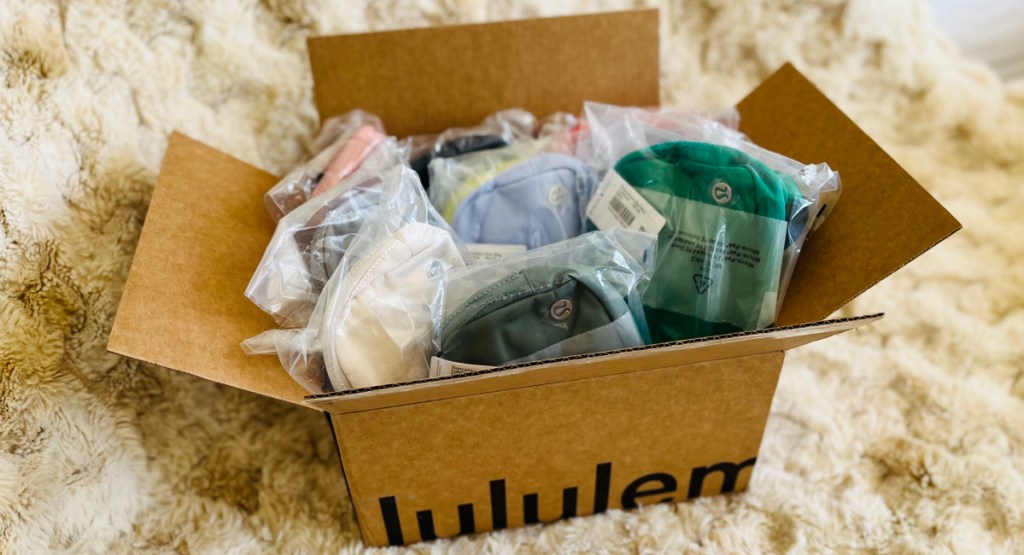 lulumeon package with belt bags inside