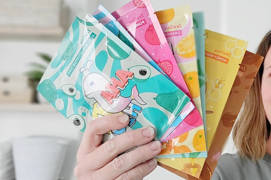 Sheet Masks 7-Pack Only $5.99 Shipped on Amazon (Over 1,700 5-Star Ratings!)