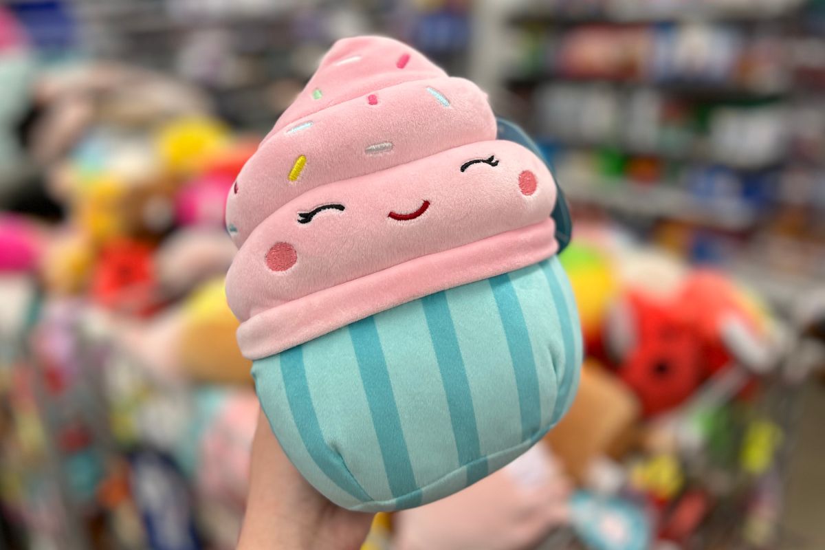 Diedre the Cupcake squishmallow
