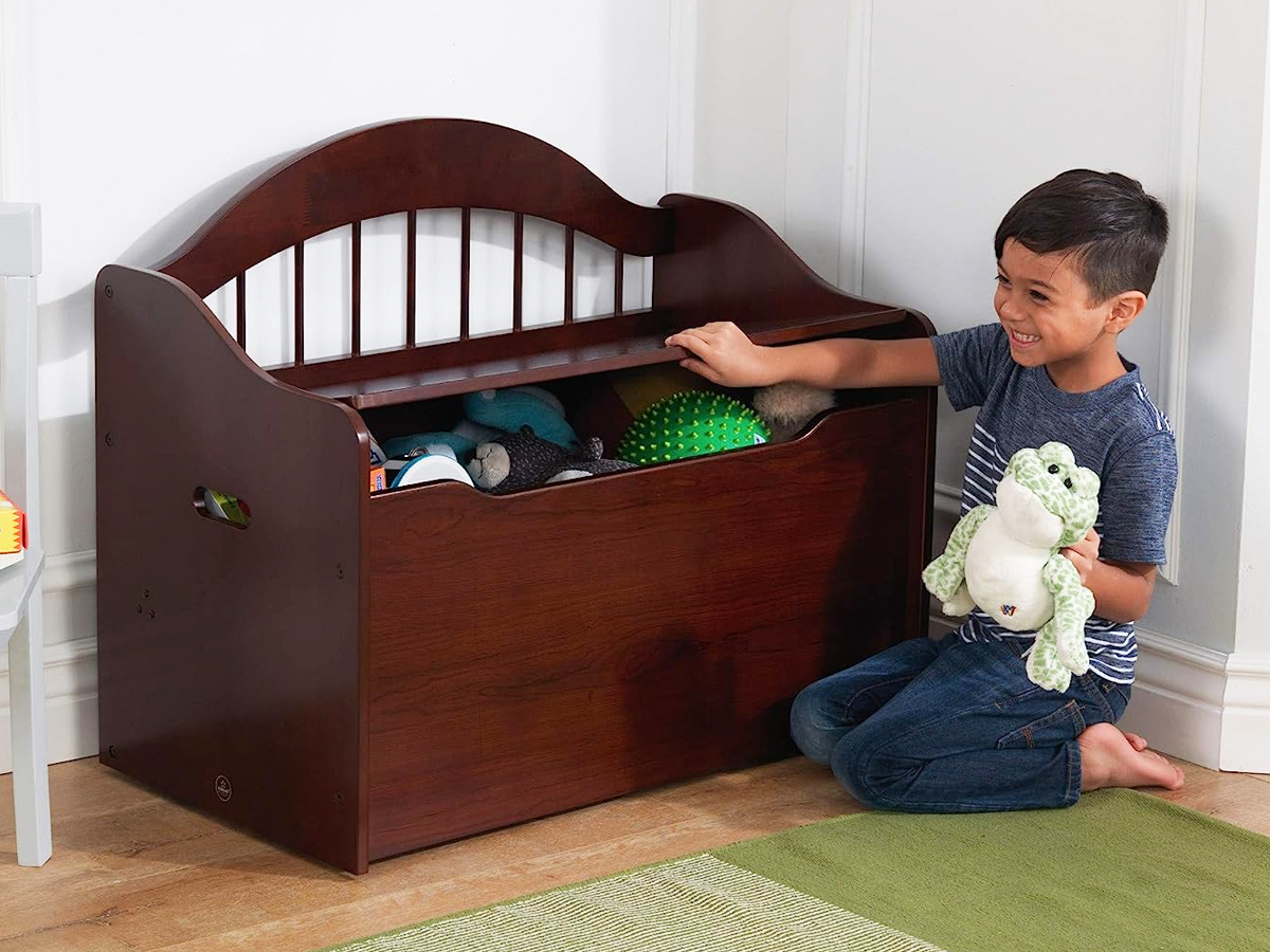 Kidkraft wooden best sale toy chest