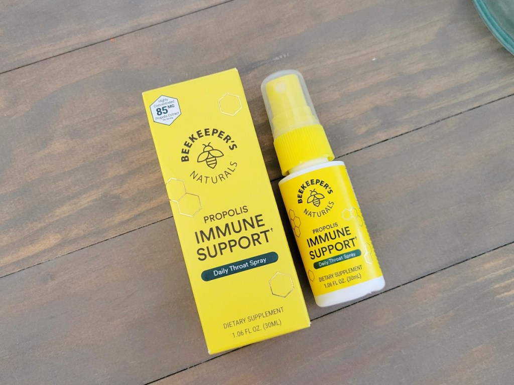beekeepers immune support throat spray outside of its box