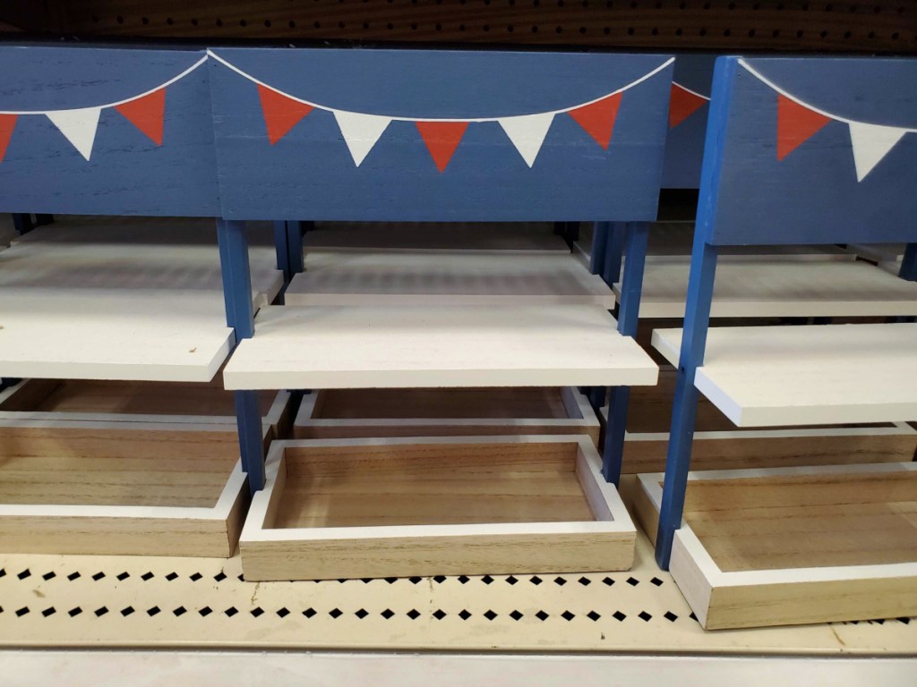 fourth of july bunting tiered display trays