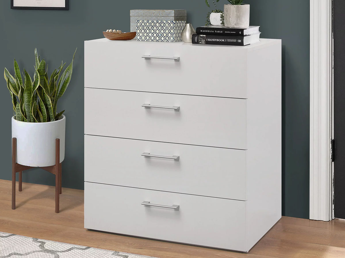 white 4 drawer dresser