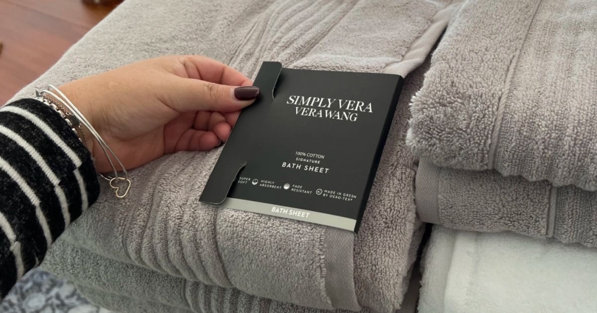 Team-Fave Simply Vera Wang Towels from $10.49 on Kohl’s.com
