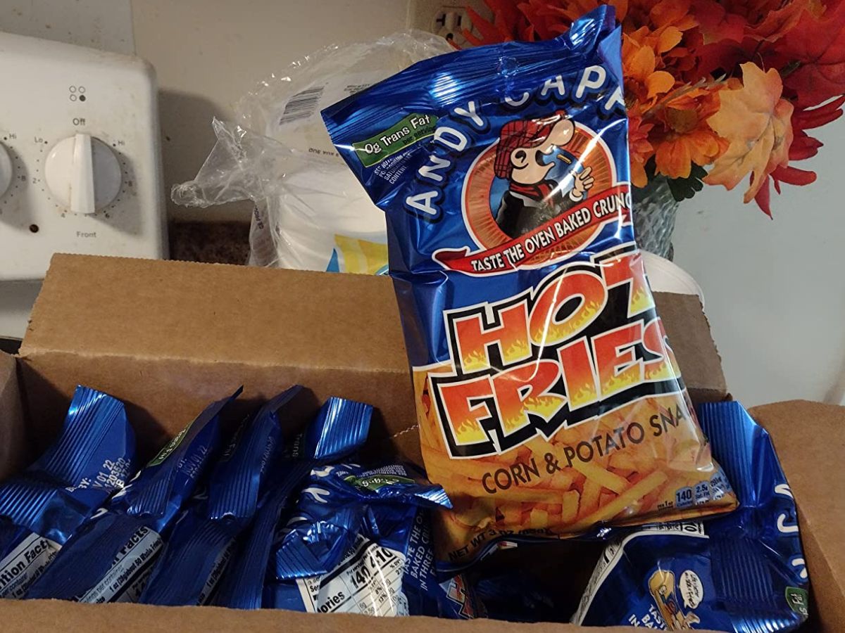 A 7-count box of Andy Capp Hot Fries